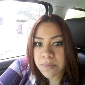 Meet your Posher, Claudia